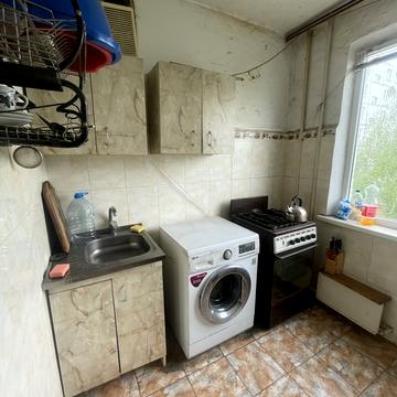 Амосова вул. (Корчагінців), 5