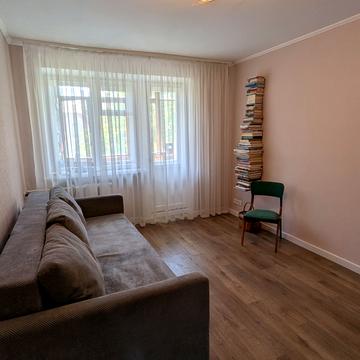 Авіаторів вул., 59