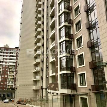Саперне Поле вул., 3