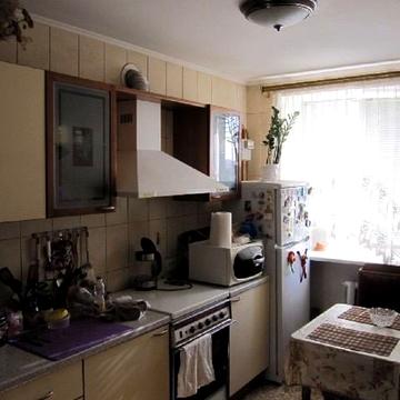 Олександрійська вул., 18а