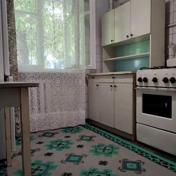 Олександра Поля просп. (Кірова), 62