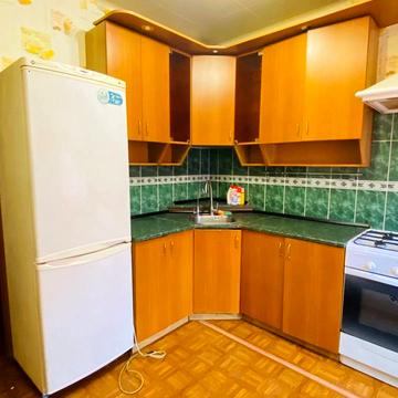 Слобожанський просп. (ім. газети Правда), 73