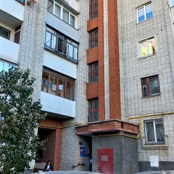 Леоніда Перфецького вул., 3