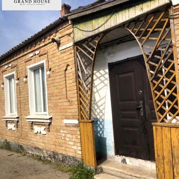 В Чернишевського, 1