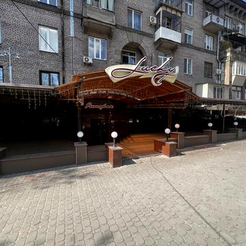 Маяковського просп., 4