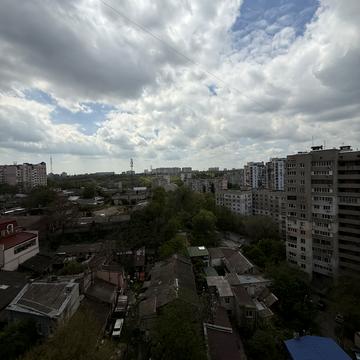 Ковалевського узвіз, 7