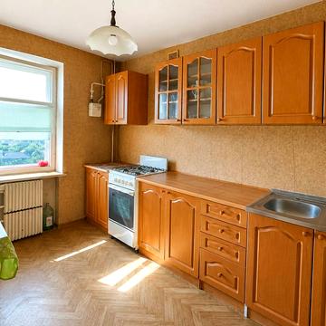 Лесі Українки вул., 37