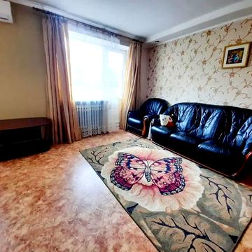Олександра Поля просп. (Кірова), 80