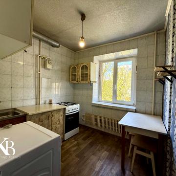 Богдана Хмельницького просп. (Героїв Сталінграда), 47