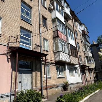 Українська вул., 17-19