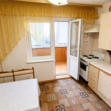 Драгоманова вул., 40-А