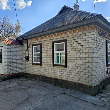 Господарська вул., 2