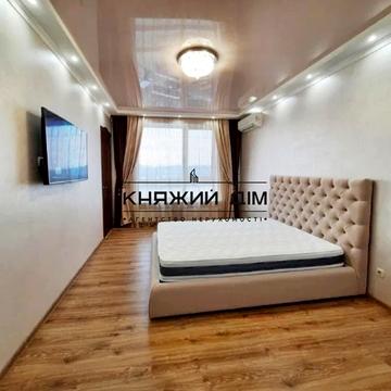 Миколи Бажана просп., 1-А