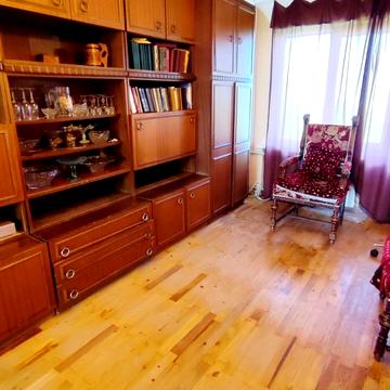 Академіка Янгеля вул., 22