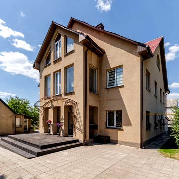 Верховинна вул.