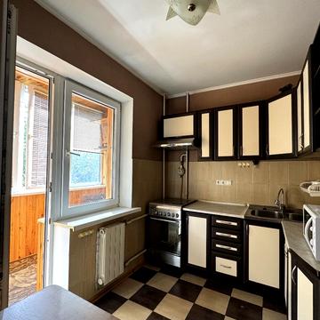 Жмеринська вул., 36