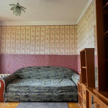 Андрія Малишка вул., 17