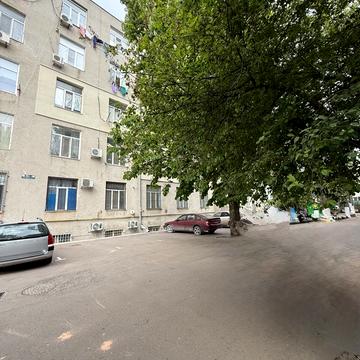 Миколи Боровського вул., 1/6