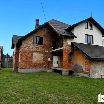 Романчука, 15