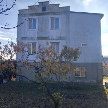 Вишнева, 45