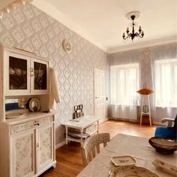 Ніжинська вул., 24