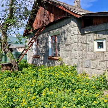 Пілотська вул., 48