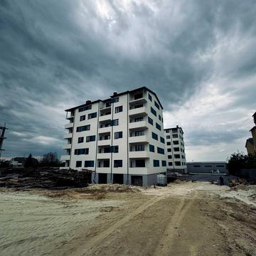 Відродження вул., (Будинок 1)