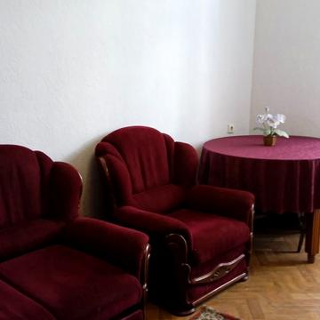 Леоніда Каденюка просп. (Юрія Гагаріна), 8