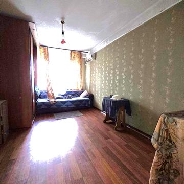 Амвросія Бучми бульв., 3