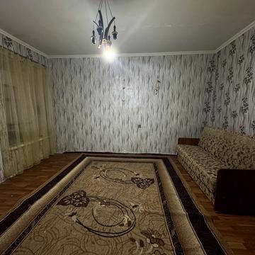 Садовий пров., 7