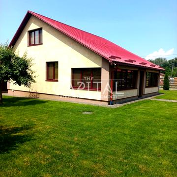 Центральна, 47