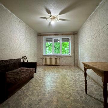 Бердянська вул., 1