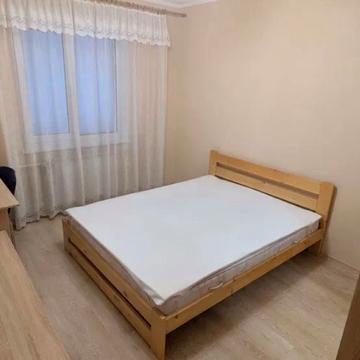 Академіка Єфремова вул. (Командарма Уборевича), 20
