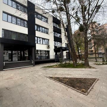 Кавказька вул., 9