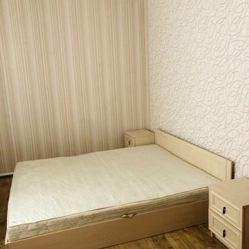 Пріорська вул. (Полупанова), 9