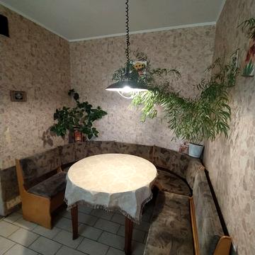 Семафорна вул., 52