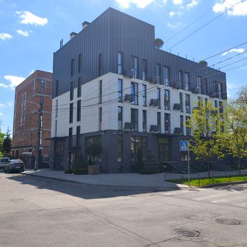 Черняховського вул., 19/9