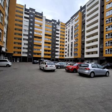 Степана Бандери вул., 30-А