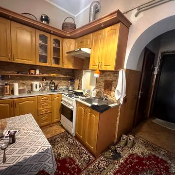 Академіка Андрія Сахарова вул., 38