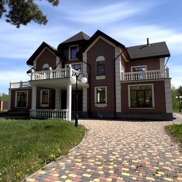 Міжріченська, 8