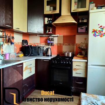 Киргизька вул., 12