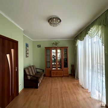 Полтавська вул., 45