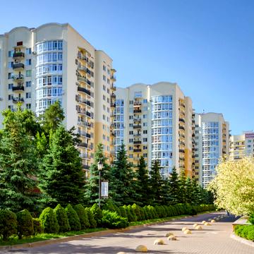 Валерія Лобановського вул., 30