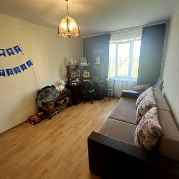 Під Голоском вул., 16