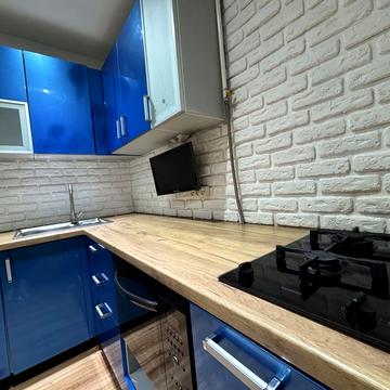 Високовольтна вул., 28