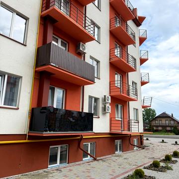 Єньківська вул., 20