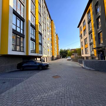 Хіміків вул., 5