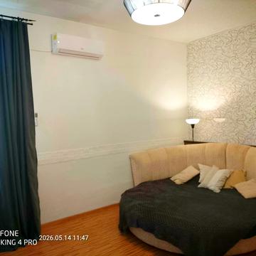 Братська вул., 10