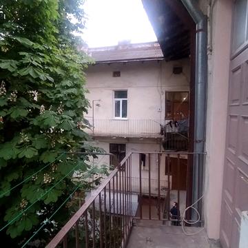 Шептицьких, 27