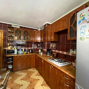 Хлібна вул., 21